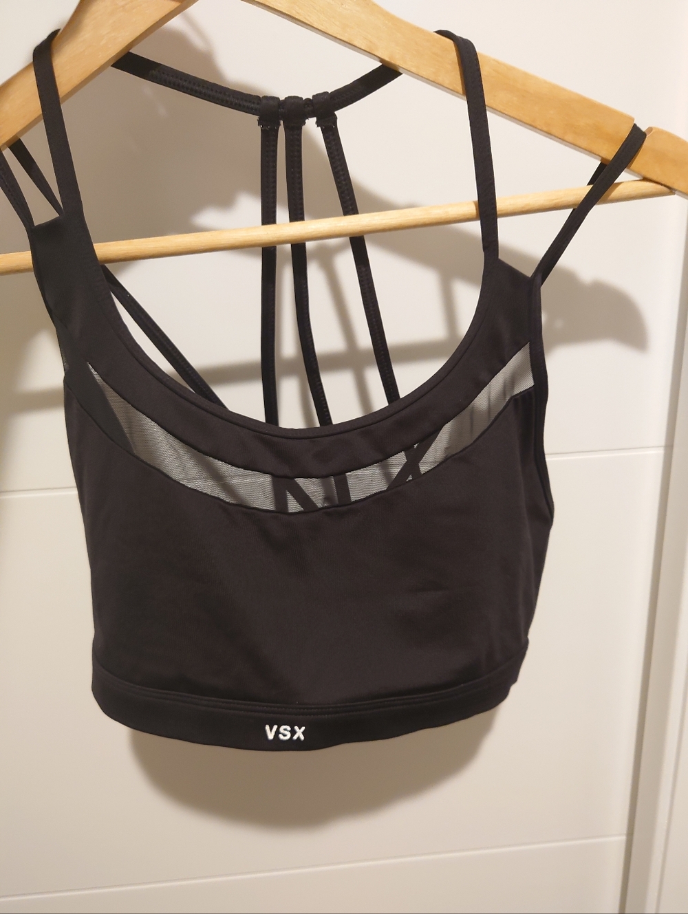 VSX Black Mesh-Panel Strappy Sports Bra Excellent Condition Size Large